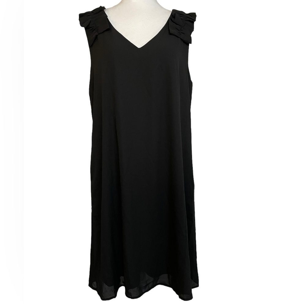 STACCATO Black Mini Dress With Ruffle Shoulder Accent Size Large EUC
